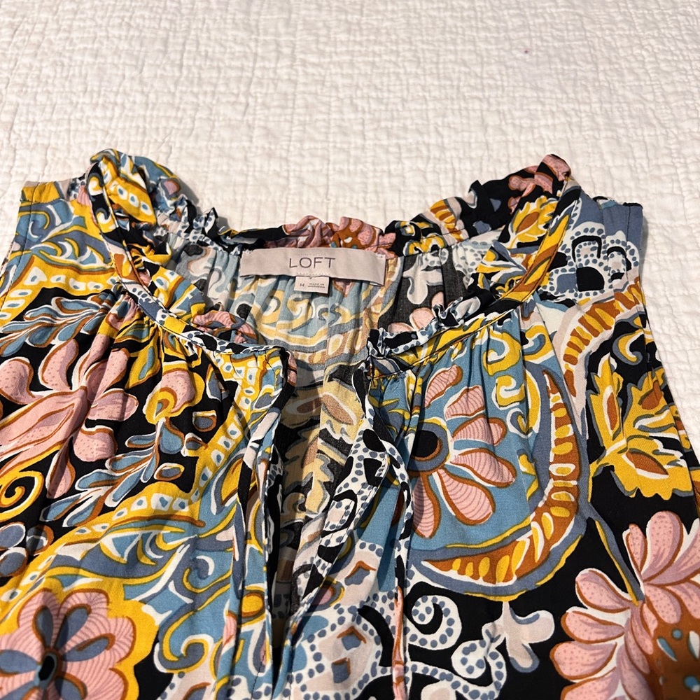 Women’s Loft Summer Dress - Picture 5 of 9